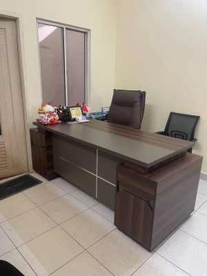 Bàn Giám Đốc Hiện Đại 2026 